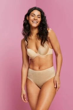 ESPRIT Spitzen-Slip Mit Leichtem Shaping-Effekt