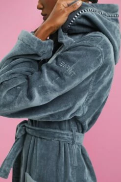 ESPRIT Velours-Bademantel, 100% Baumwolle -Cheap ESPRIT Store 17378B 740 16