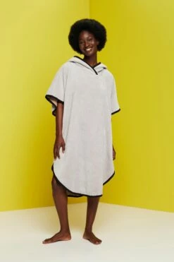 ESPRIT Unisex Bademantel-Poncho Mit Kapuze